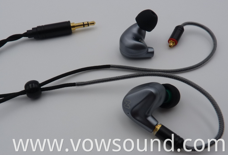 High Fidelity Stereo Earphones